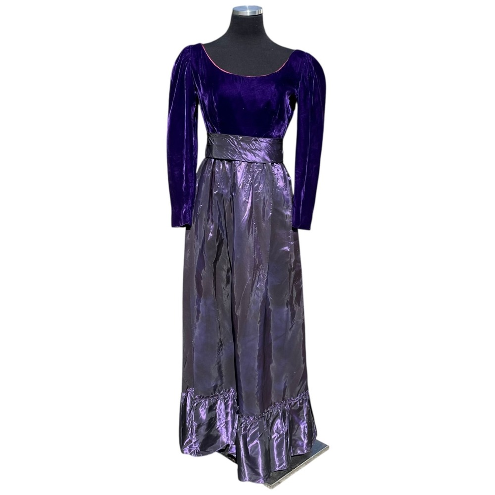 Vtg Dress Regency Renaissance Festival‎ Victorian Velvet Taffeta Costume Purple